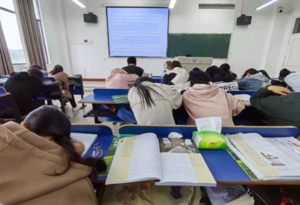 更大变革勇气打破利益固化藩篱以更才智的体系设计构建质量生